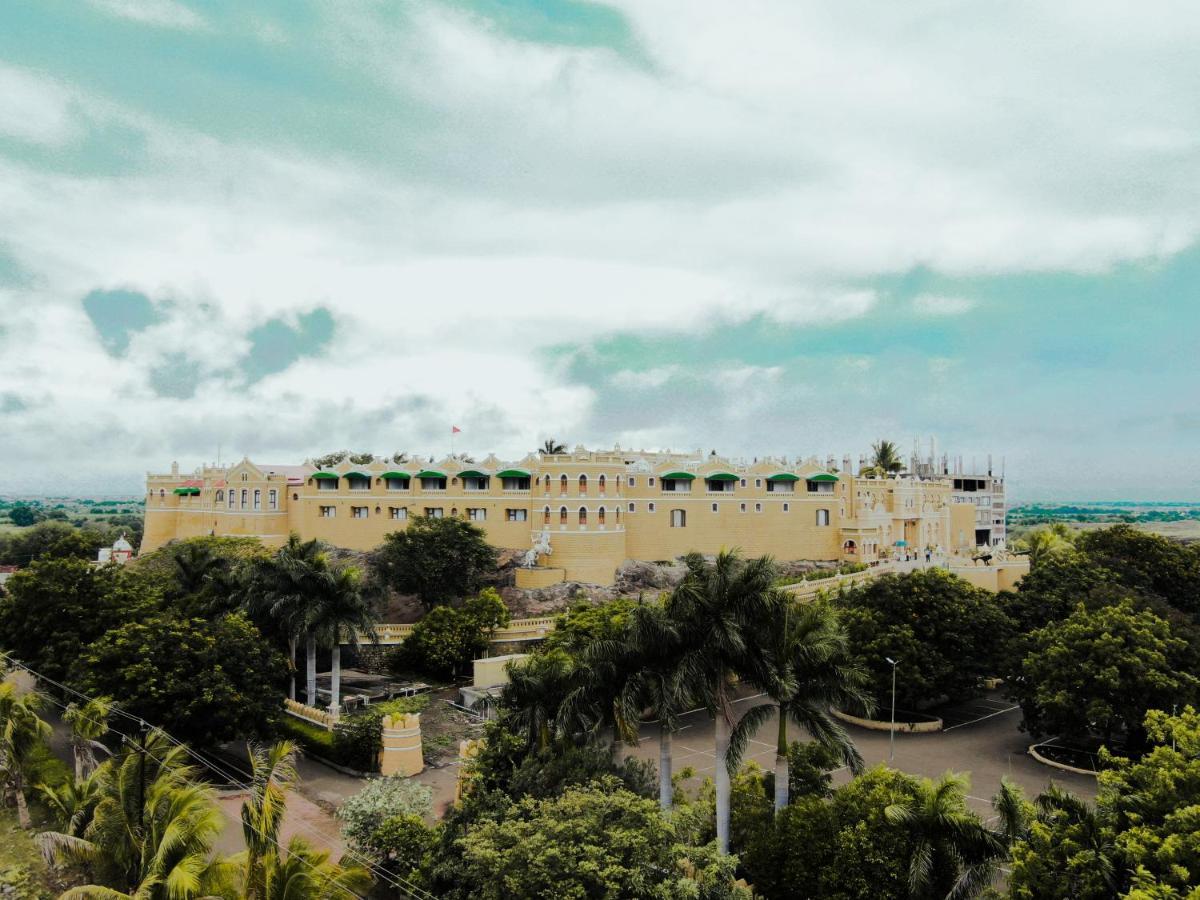 Heritage Khirasara Palace Rajkot Extérieur photo