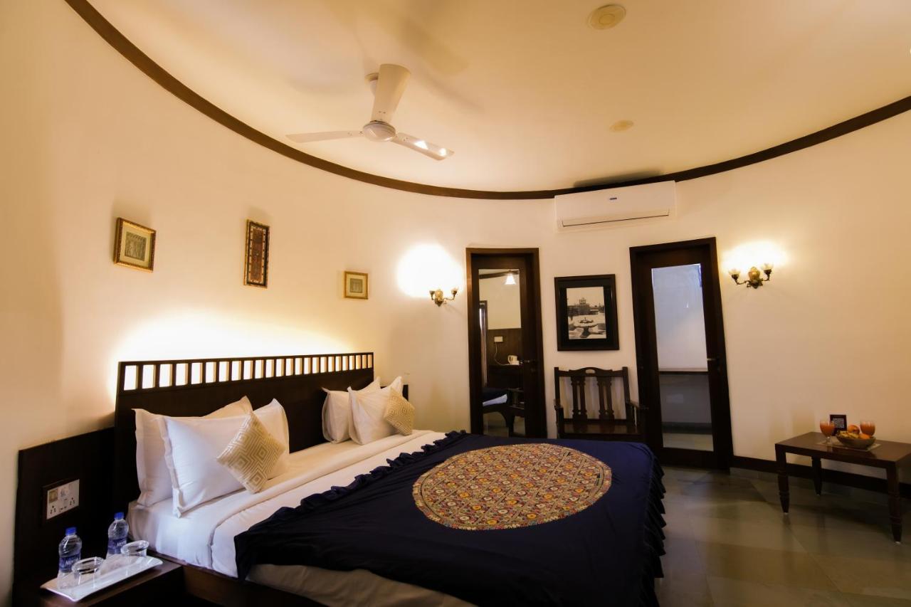 Heritage Khirasara Palace Rajkot Extérieur photo