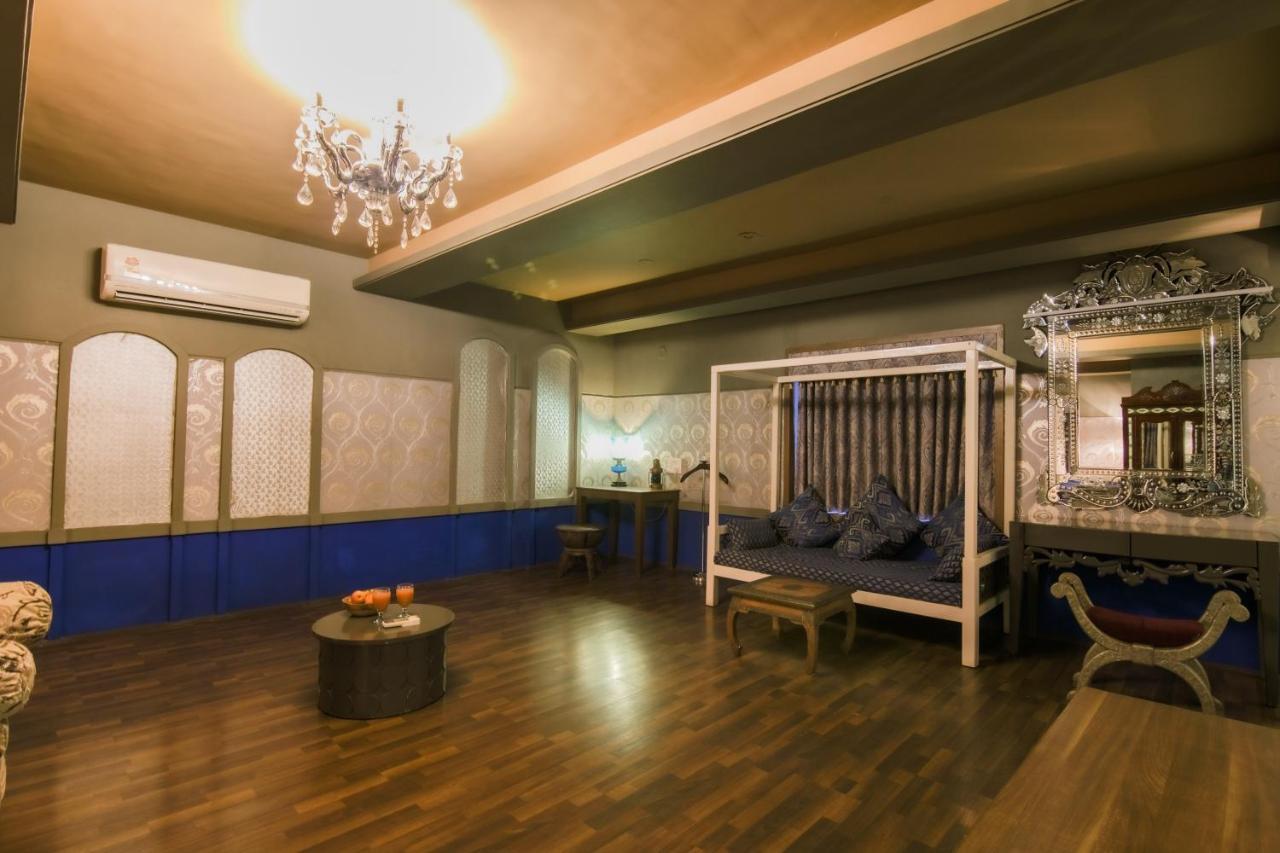 Heritage Khirasara Palace Rajkot Extérieur photo