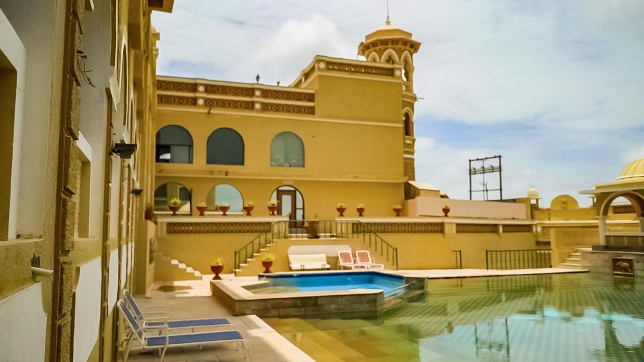 Heritage Khirasara Palace Rajkot Extérieur photo