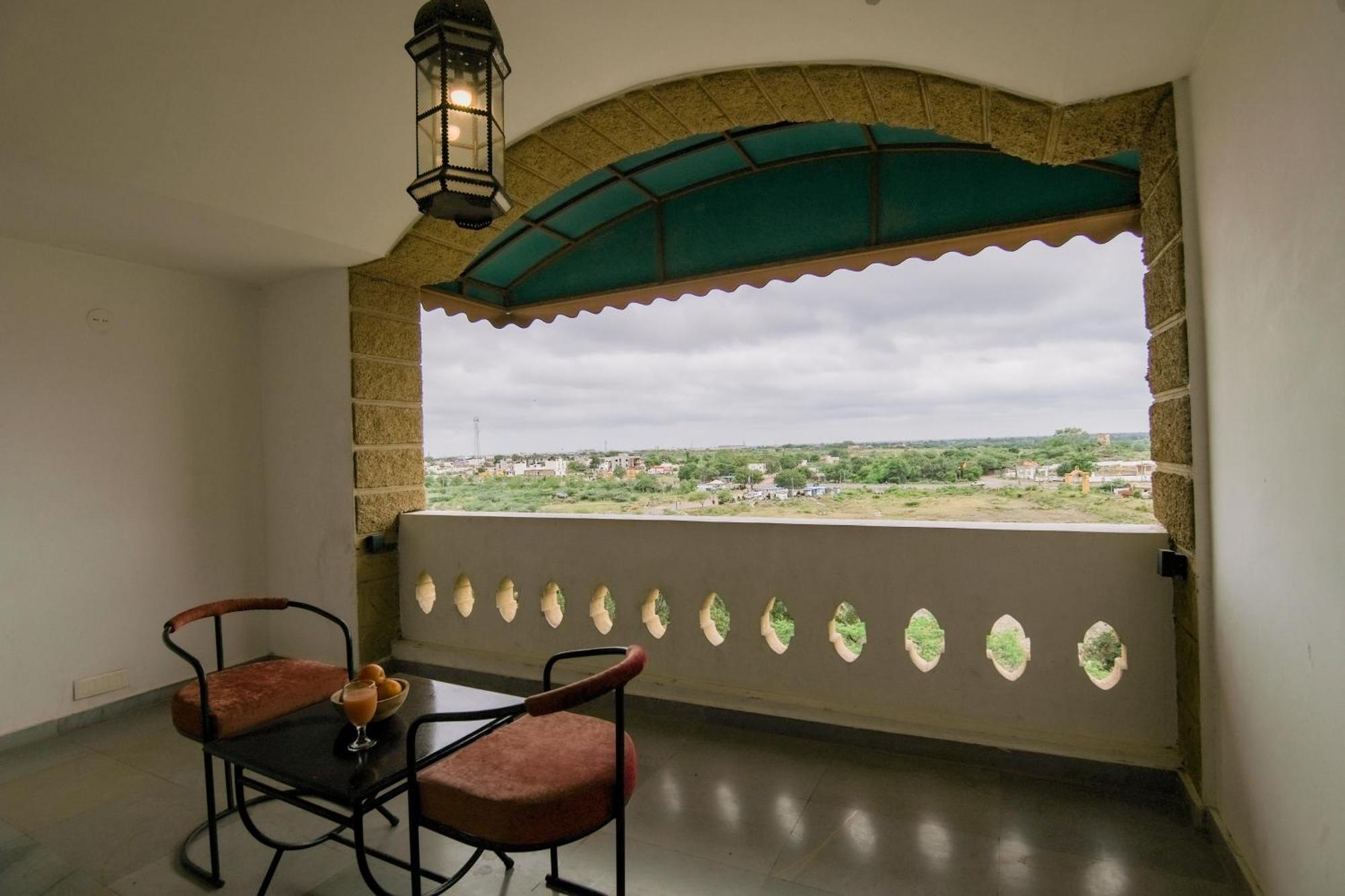 Heritage Khirasara Palace Rajkot Extérieur photo