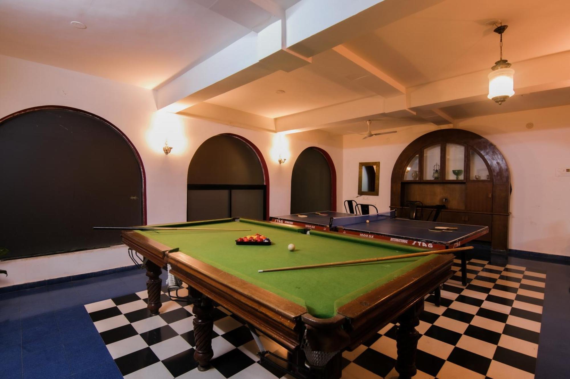 Heritage Khirasara Palace Rajkot Extérieur photo